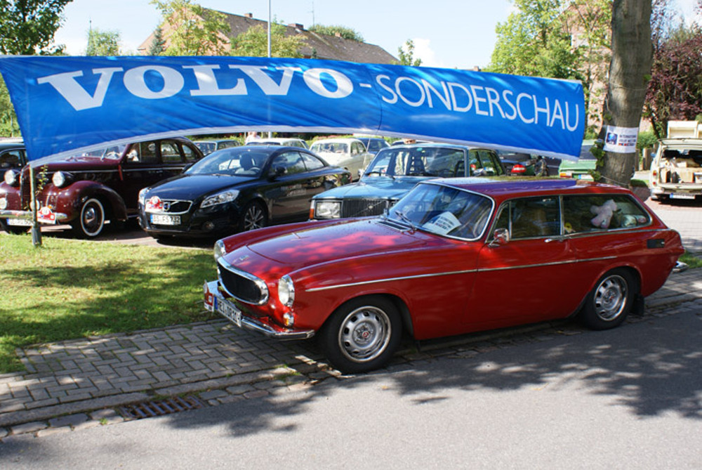 Volvo P1800